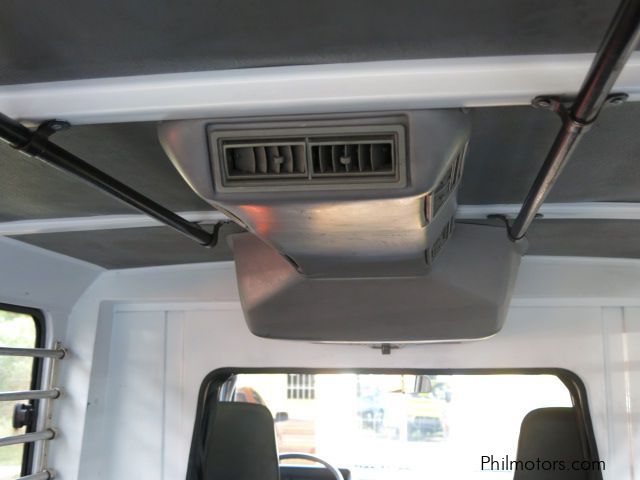 Mitsubishi L300 FB in Philippines