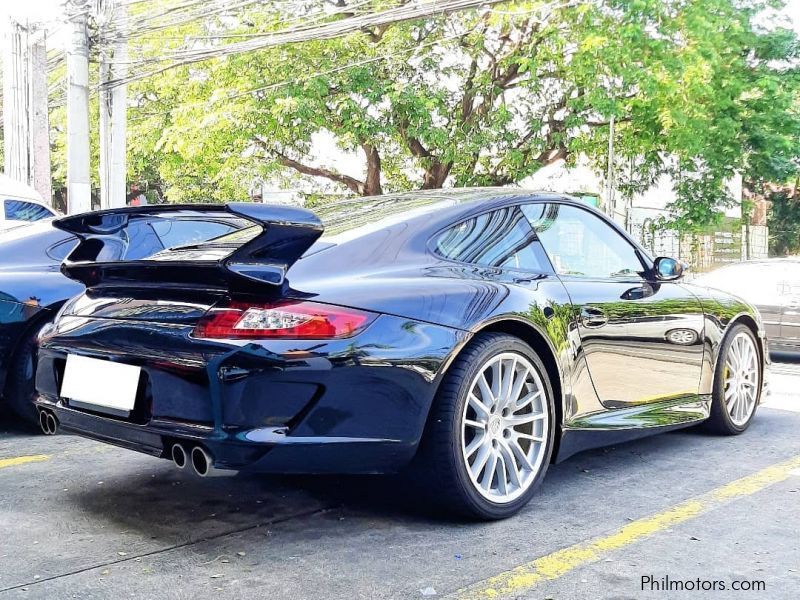 Porsche Carrera 4 in Philippines