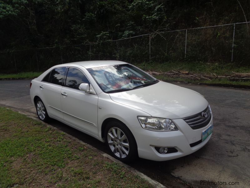 Toyota Camry XLE 3.5Q V6 in Philippines