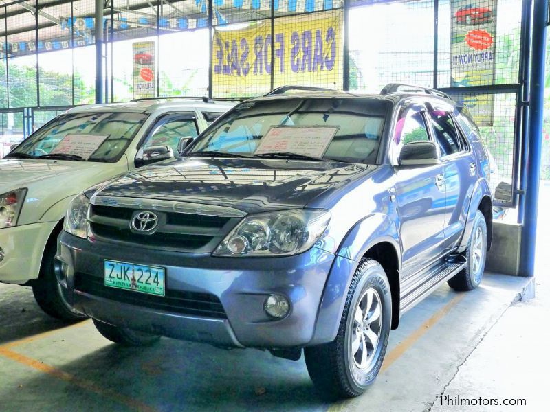 Toyota Fortuner G A/T 4x2 in Philippines