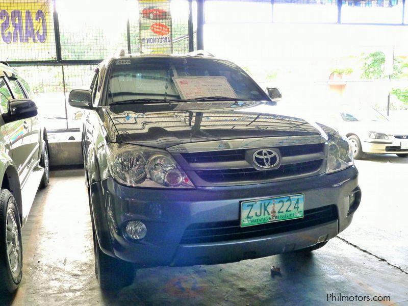 Toyota Fortuner G A/T 4x2 in Philippines
