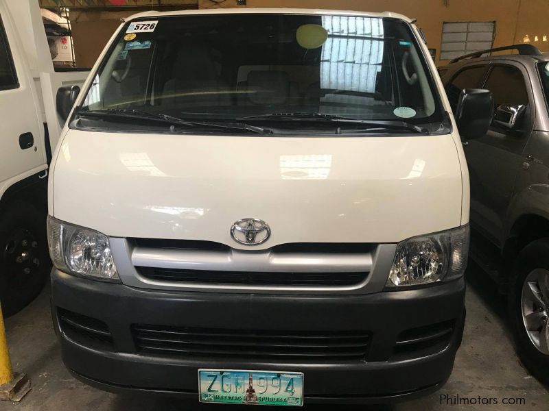 Toyota Hiace Commuter in Philippines