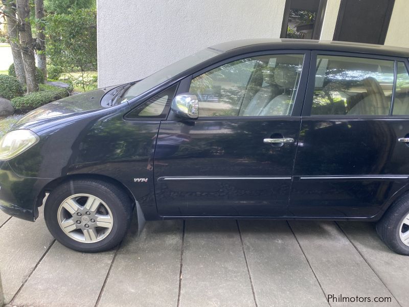 Toyota INNOVA V in Philippines