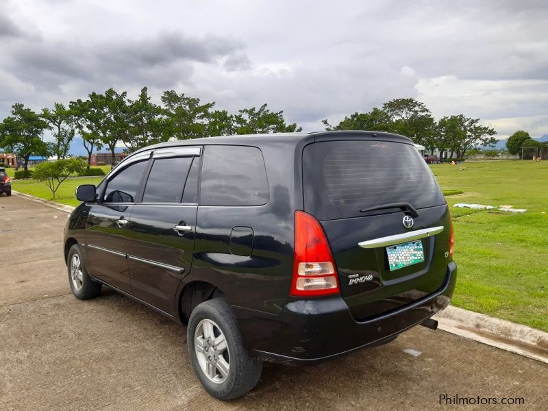 Toyota Innova V in Philippines