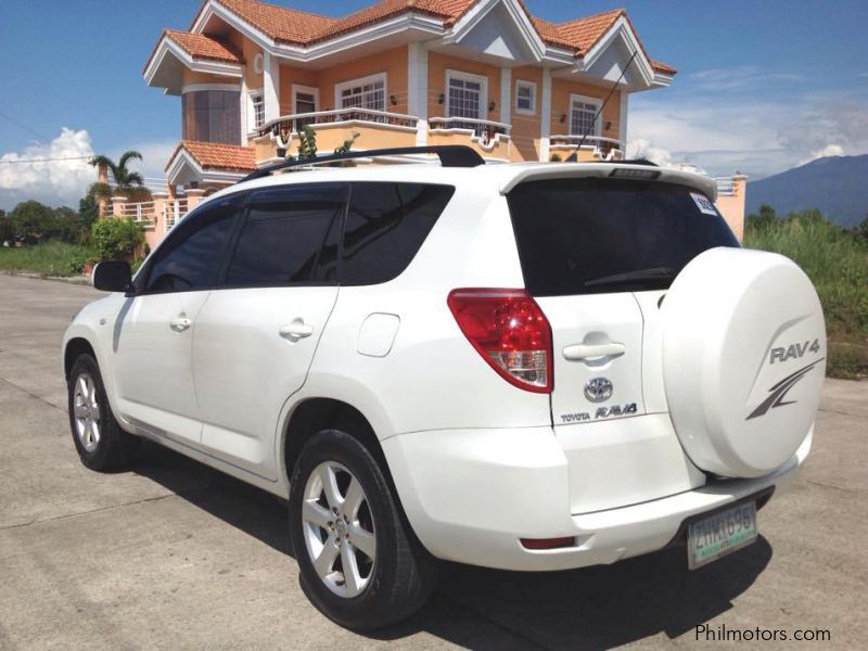 Toyota Rav4 in Philippines