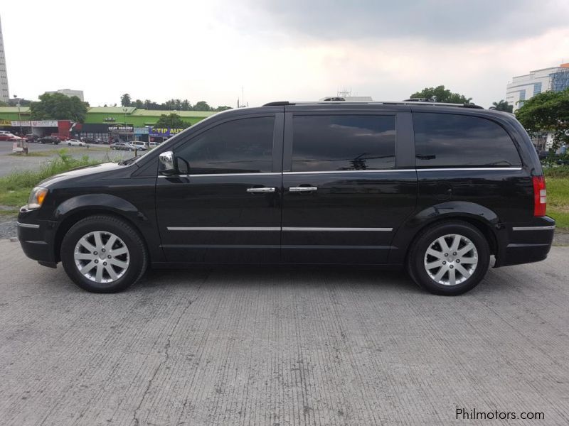 Chrysler Town and Country in Philippines