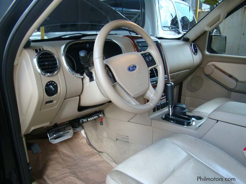 Ford Explorer Eddie Bauer in Philippines