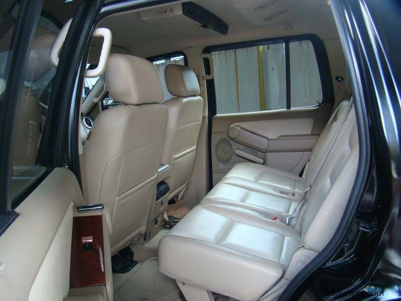 Ford Explorer Eddie Bauer in Philippines