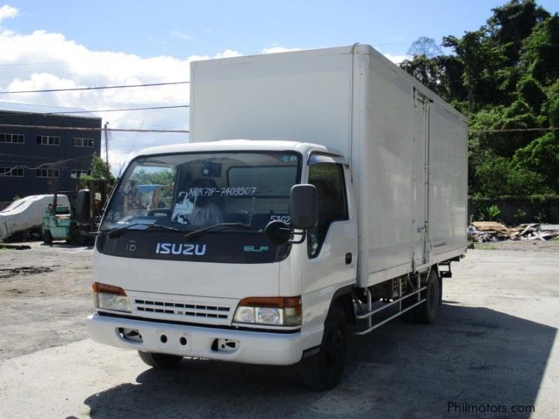 Isuzu ELF GIGA Refrigerated / Freezer Van in Philippines