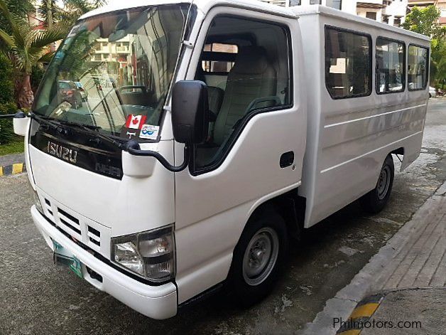 Isuzu Elf in Philippines