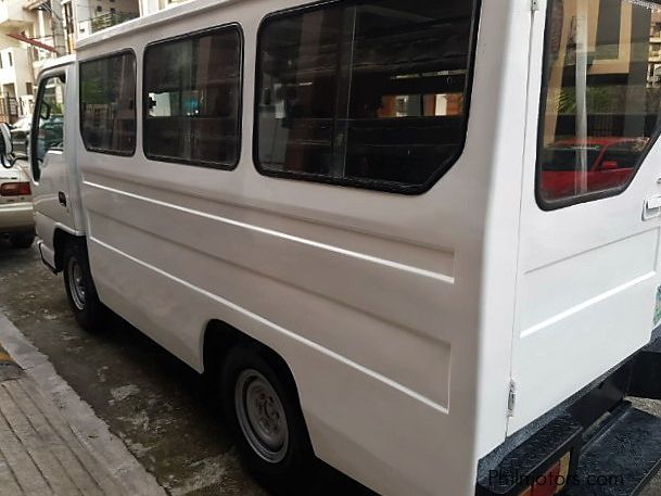 Isuzu Elf in Philippines