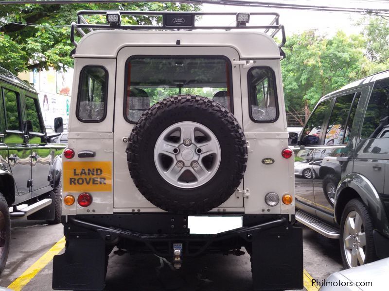 Land Rover Defender 90 in Philippines