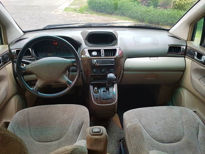 Mitsubishi GRANDIS in Philippines