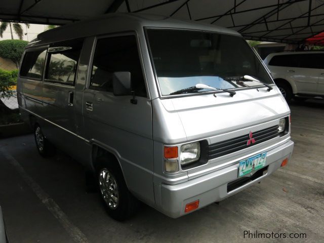 Mitsubishi L300 Versa Van in Philippines