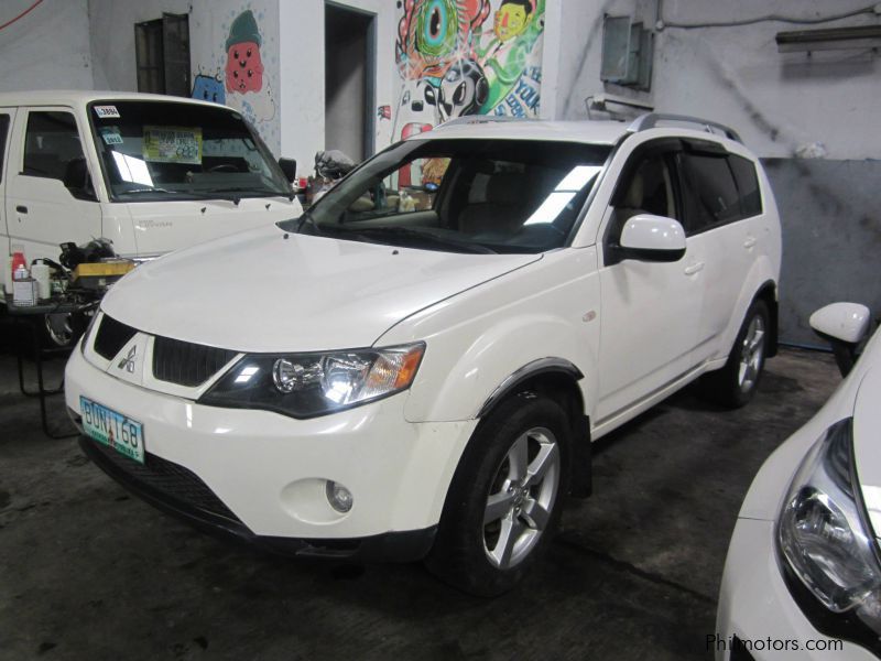 Mitsubishi Outlander in Philippines