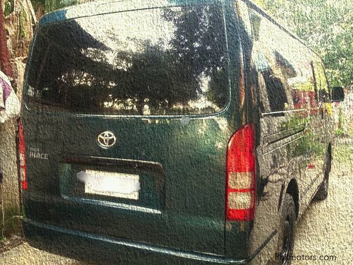Toyota Hi Ace Commuter in Philippines