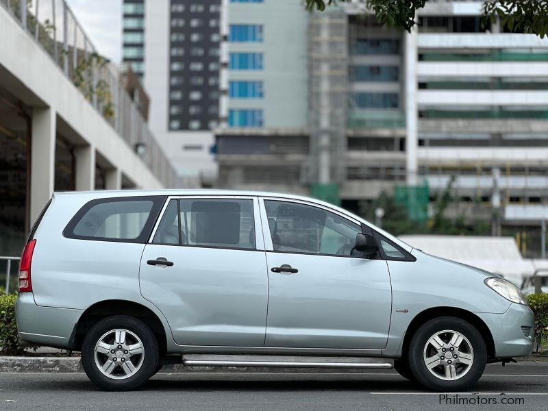 Toyota Innova 2.5 E in Philippines