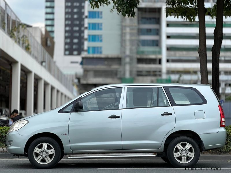 Toyota Innova 2.5 E in Philippines