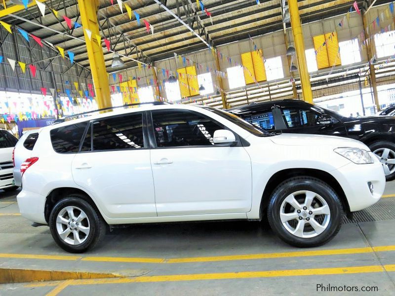 Toyota Rav-4 in Philippines