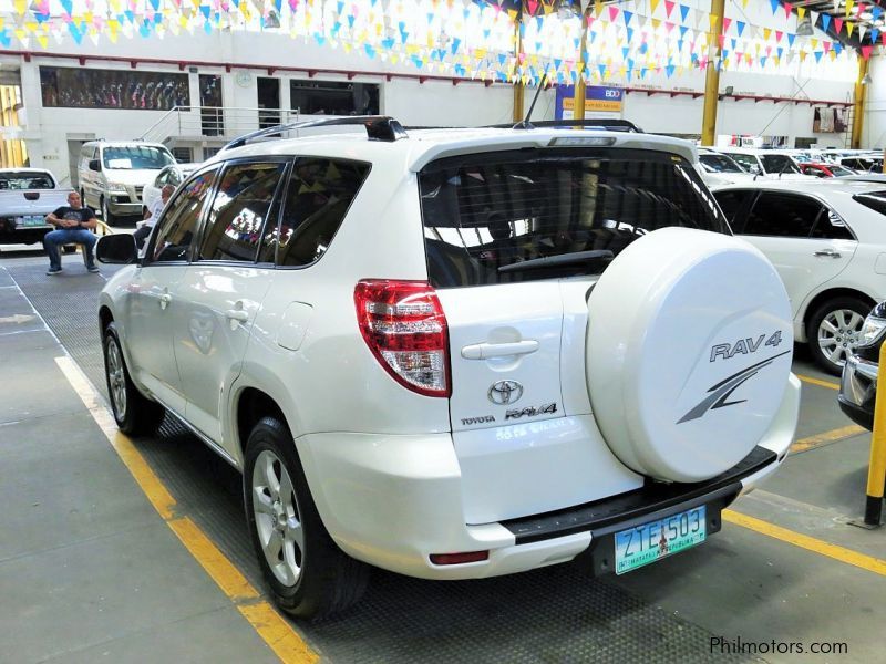 Toyota Rav-4 in Philippines