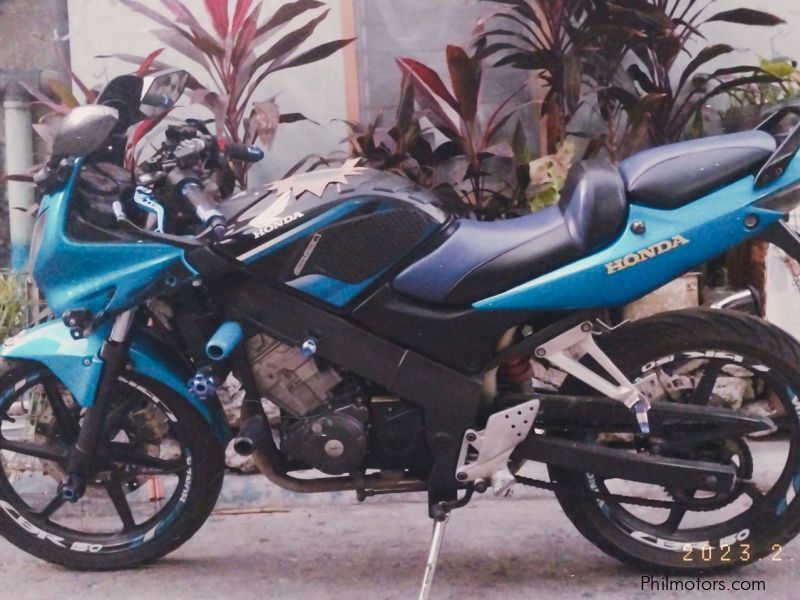 Honda Cbr 150r  in Philippines