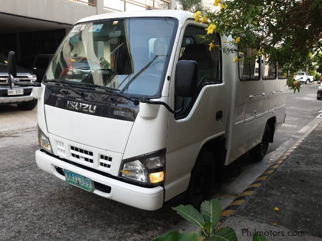 Isuzu Elf in Philippines