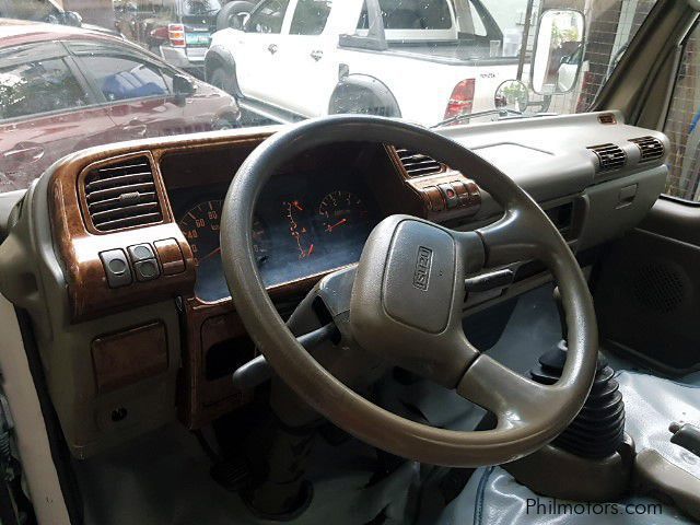 Isuzu Elf in Philippines