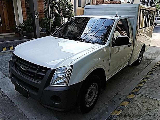 Isuzu Ipv in Philippines