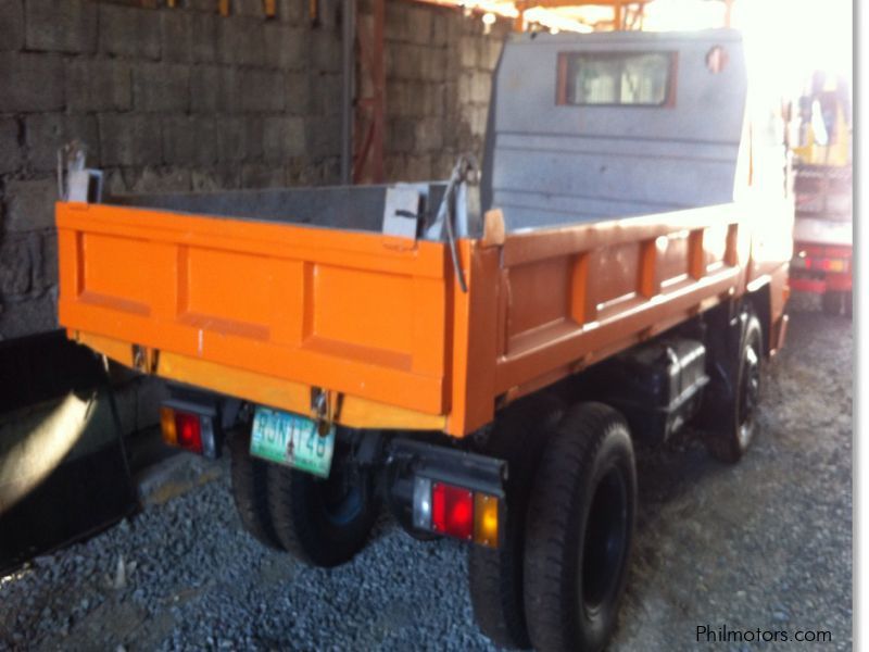 Mitsubishi Canter mini dump truck in Philippines