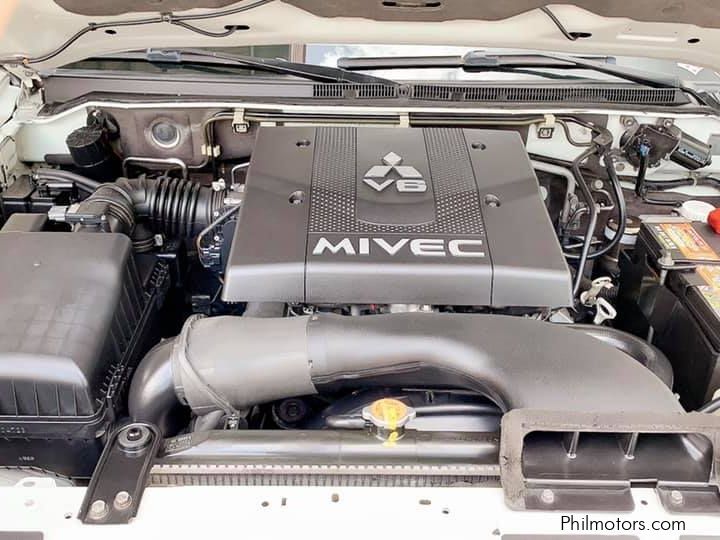 Mitsubishi PAJERO  4x4 MATIC V3.8 in Philippines