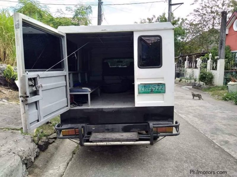 Mitsubishi l300 in Philippines