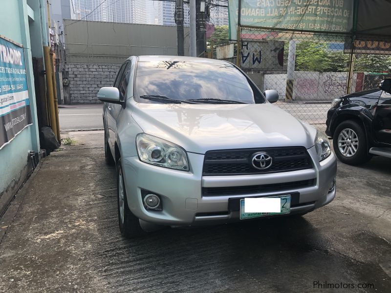 Toyota Rav4 in Philippines