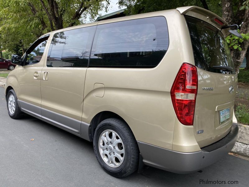 Hyundai Starex vgt gold in Philippines