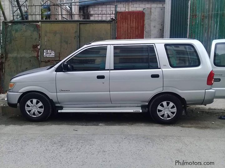 Isuzu Crosswind XL in Philippines