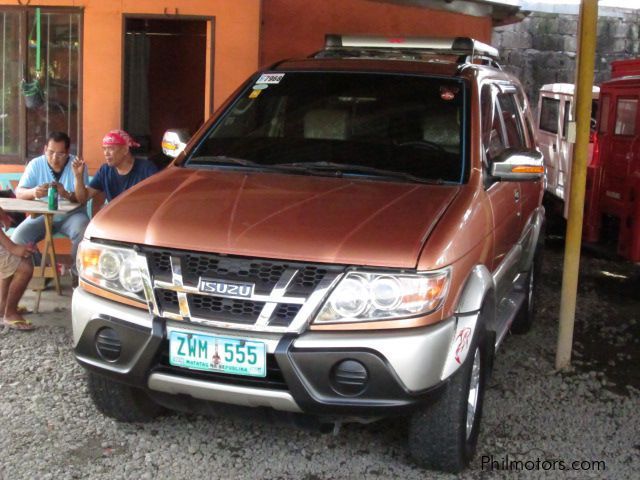 Isuzu Crosswind XUV in Philippines