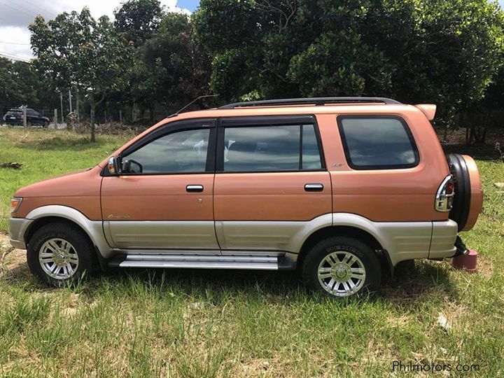 Isuzu Crosswind in Philippines