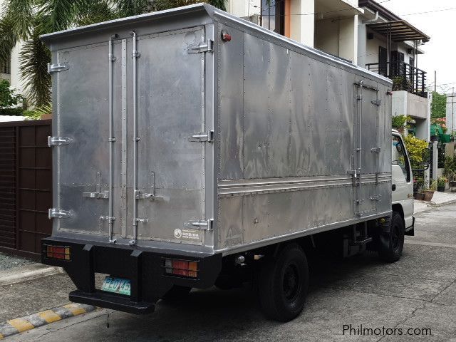 Isuzu Elf in Philippines