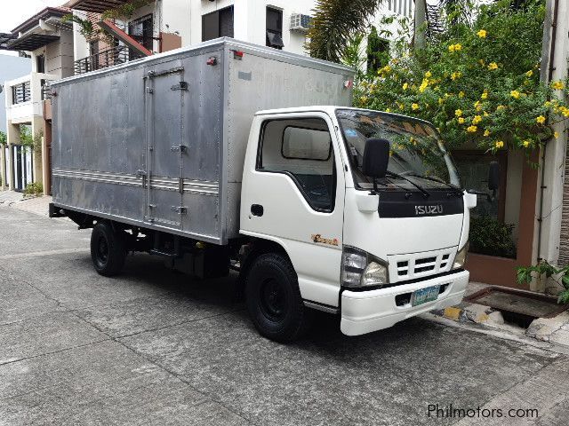 Isuzu Elf in Philippines