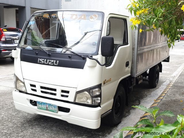 Isuzu Elf in Philippines