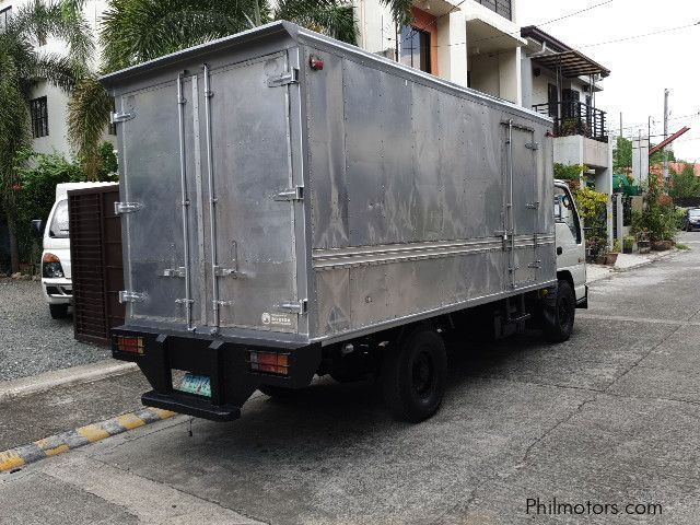 Isuzu Elf in Philippines