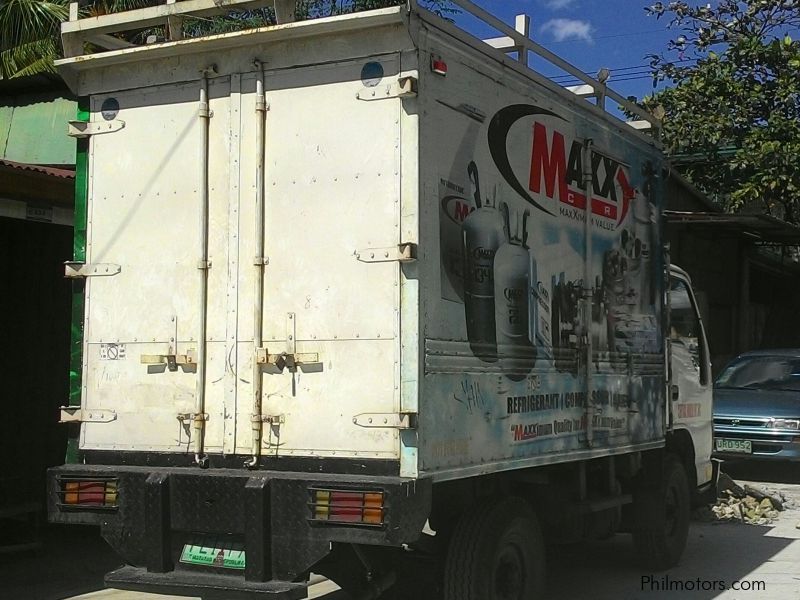 Isuzu Elf Aluminum Van Sobida in Philippines
