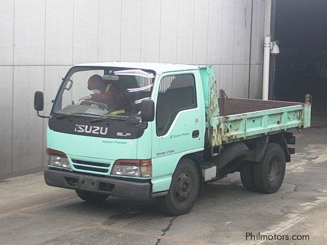 Isuzu giga elf in Philippines