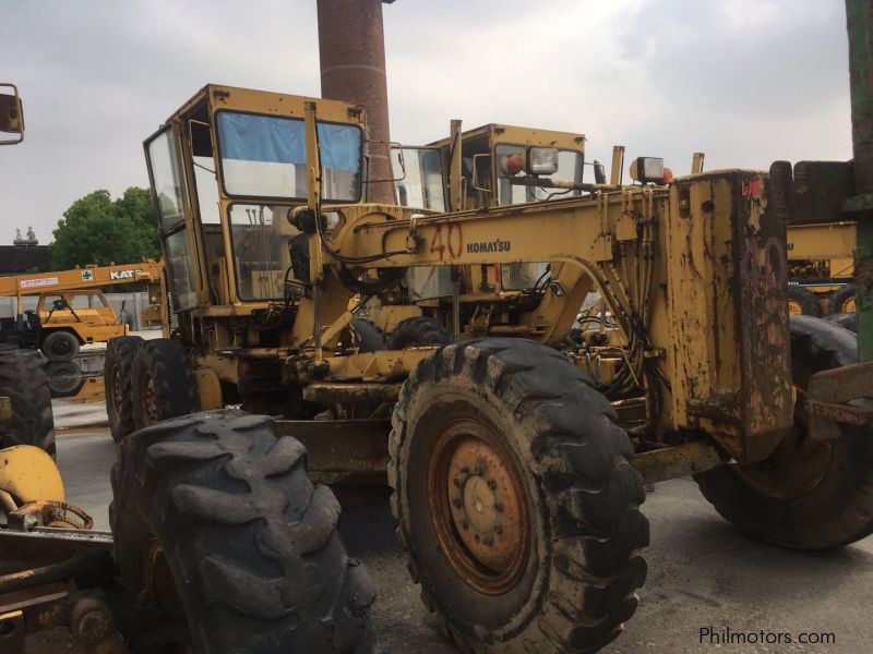 KOMATSU GD511 in Philippines