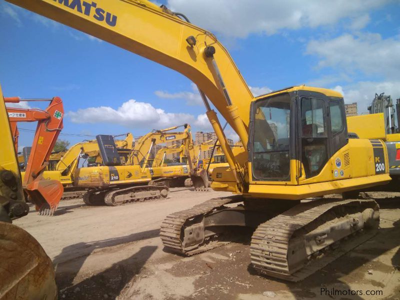 KOMATSU PC200-7 in Philippines