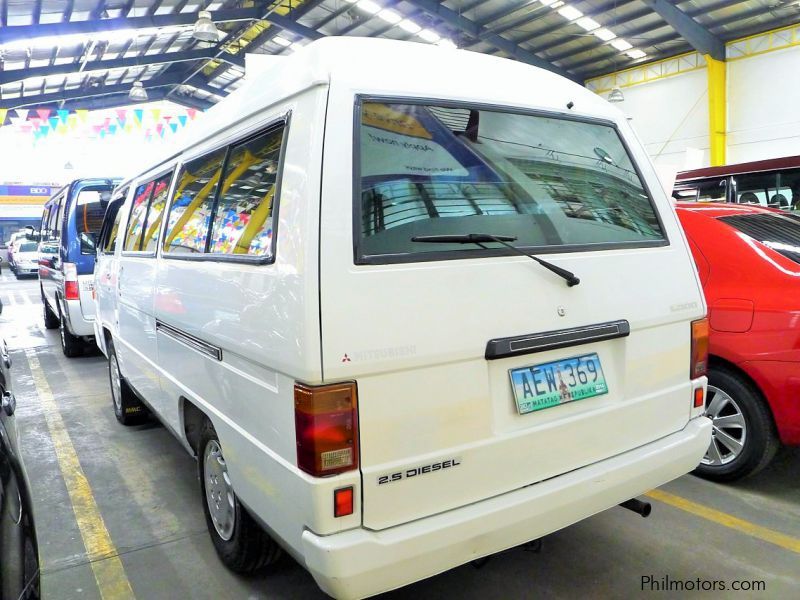Used Mitsubishi L300 Versa Van | 2010 L300 Versa Van for ...