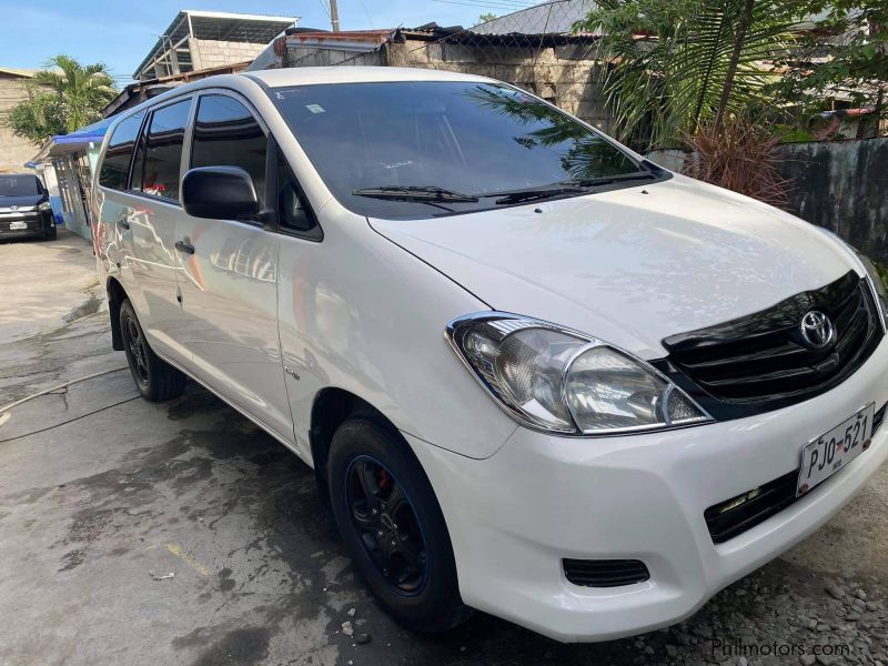 Toyota Innova J in Philippines