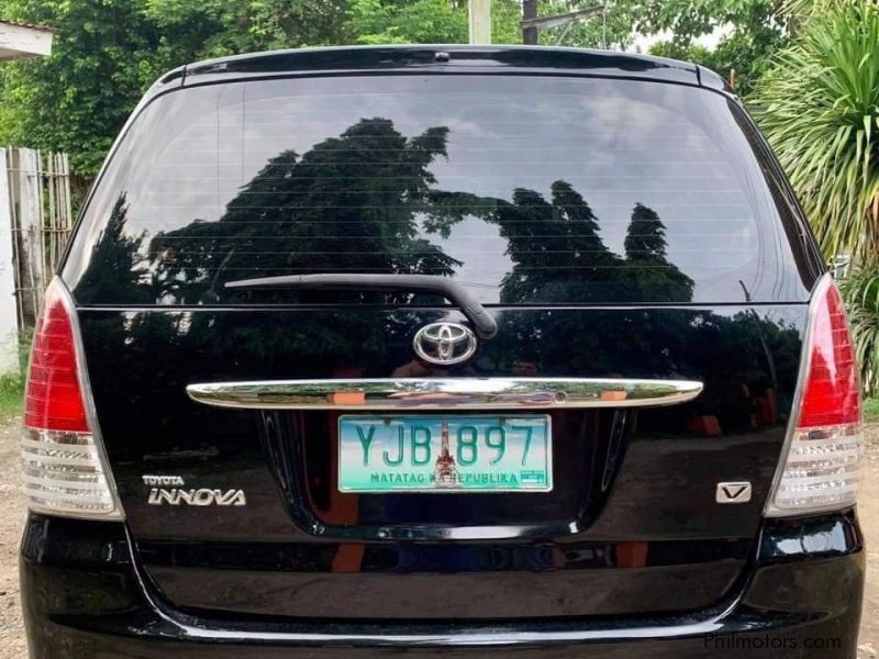 Toyota Innova V in Philippines