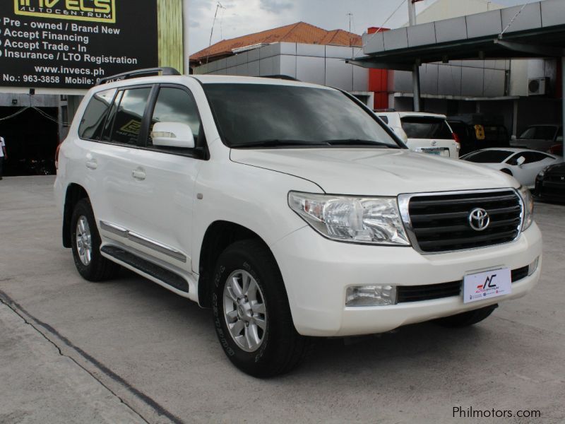 Toyota Land Cruiser 200 in Philippines