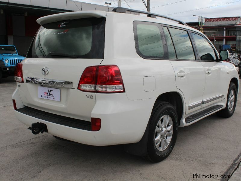 Toyota Land Cruiser 200 in Philippines