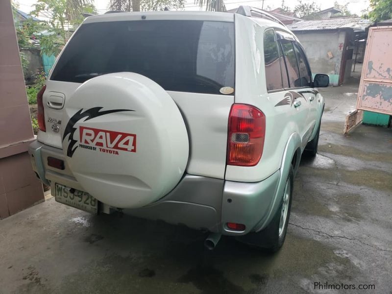 Toyota RAV4 2.4L vvti in Philippines